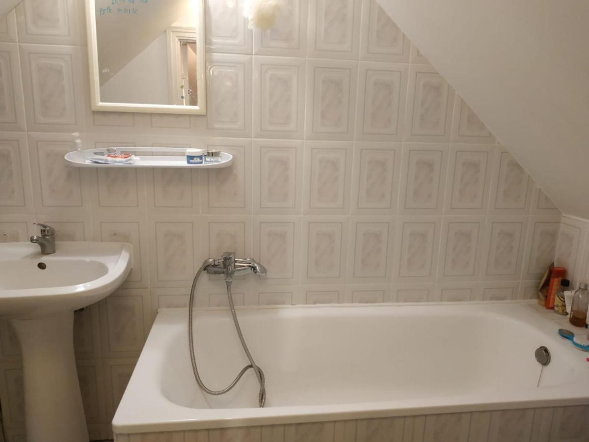 Red Nose Roof-Top Apartment ريغا المظهر الخارجي الصورة